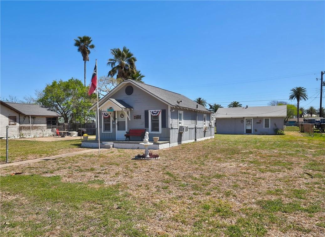 Image 1: Main & Guest House