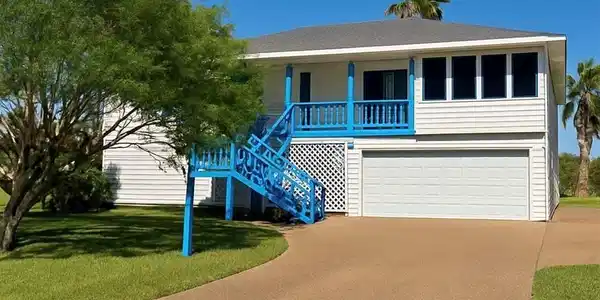 39 Front Street