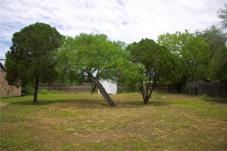 4325 Leonard Drive