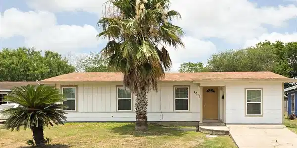 1021 Dona Drive