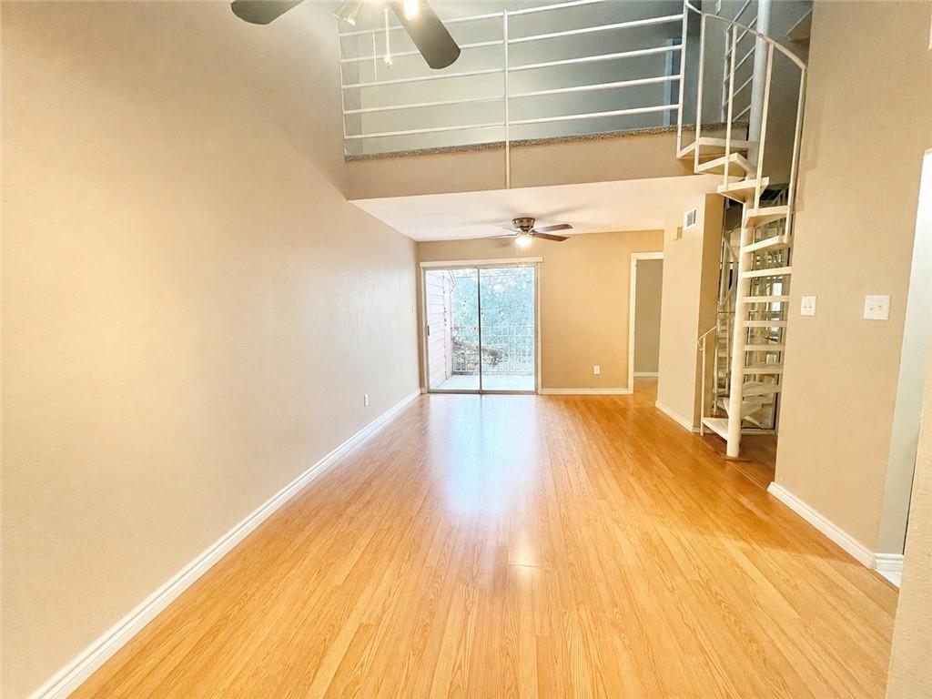 Image 4: living furniture virtually removed.