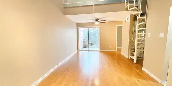 Image 4: living furniture virtually removed.