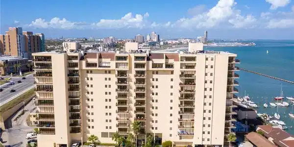 1400 Ocean Drive