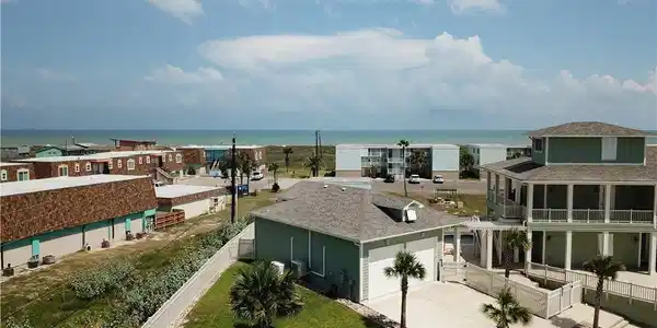 Image 4: View