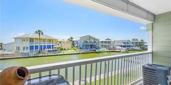 2290 N Fulton Beach