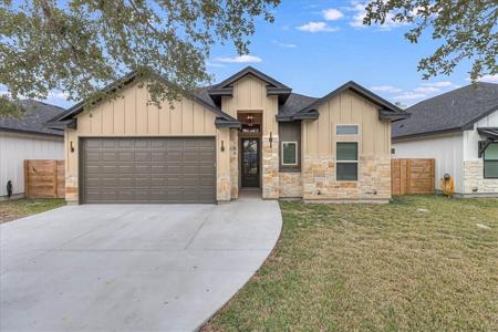744 S 9th Street