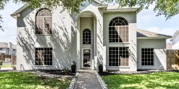 4926 Lake Livingston Drive
