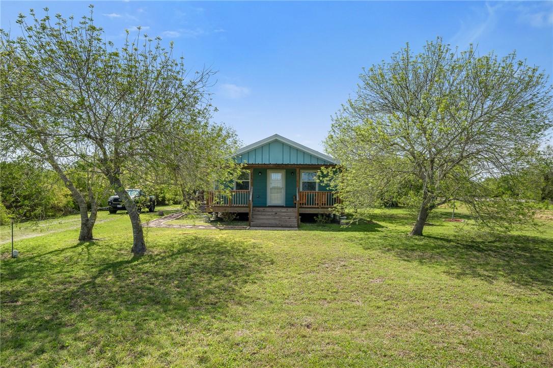 Image 1: 726 THIRD ST.
BAYSIDE TX