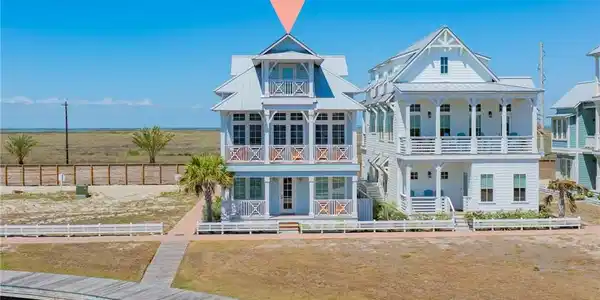 108 Sunnyside Lane