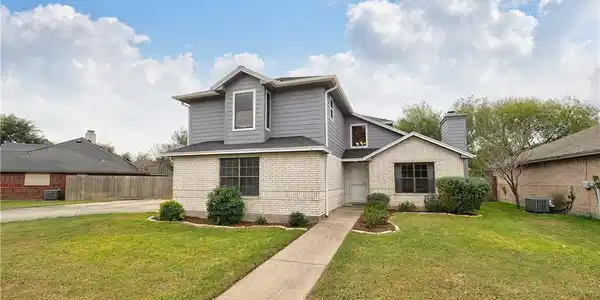 4229 Valley Circle