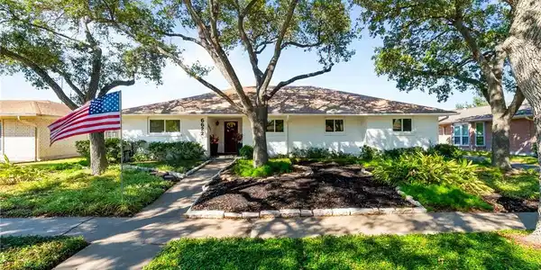 6622 Sahara Drive