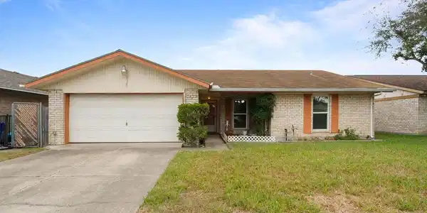 7422 Spitfire Drive