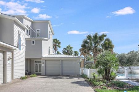 3700 Island Moorings Parkway