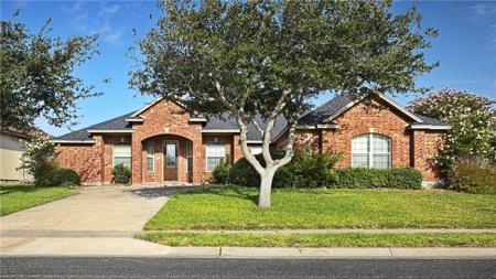 410 Pinehurst