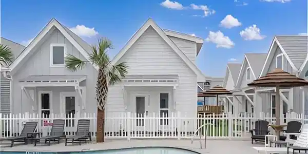 14924 Smugglers Cove Drive