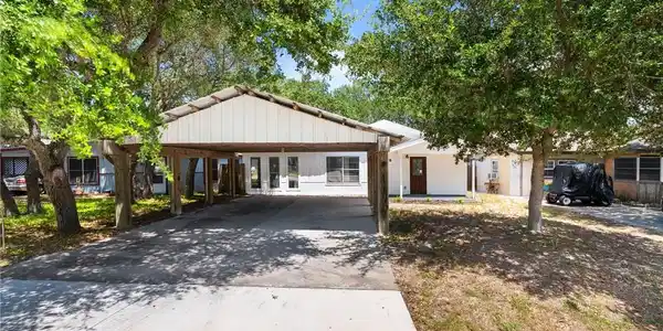 48 Sandra Drive