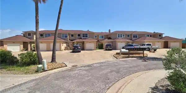 15401 Salt Cay Court