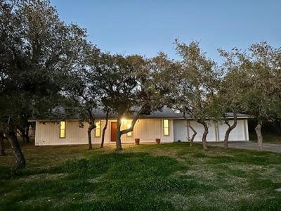 2582 County Road 1996