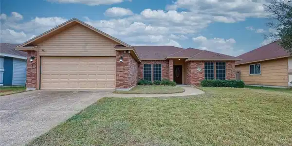 7641 Aquamarine Drive