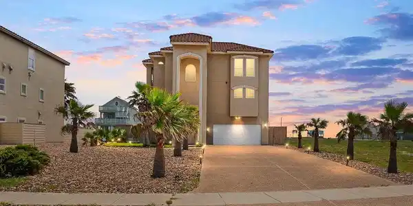 125 Sea Air Lane