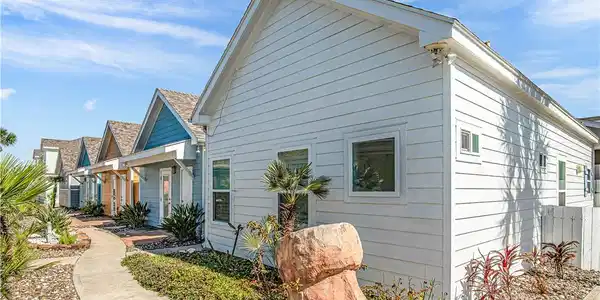 2212 State Highway 361