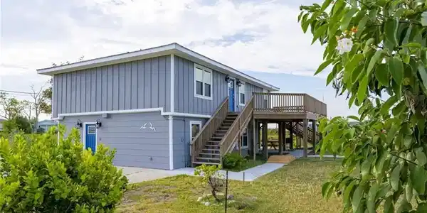 Image 2: Welcome to 356 E Sagebrush Dr.
