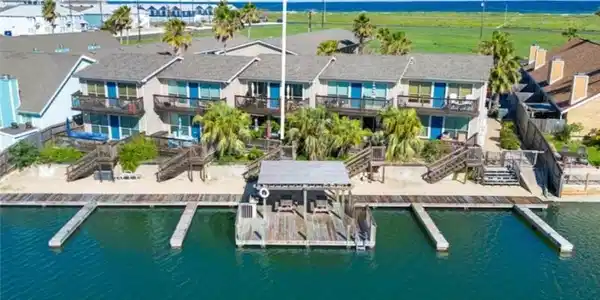 15209 Leeward Drive