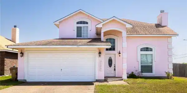 3222 White Tail Drive