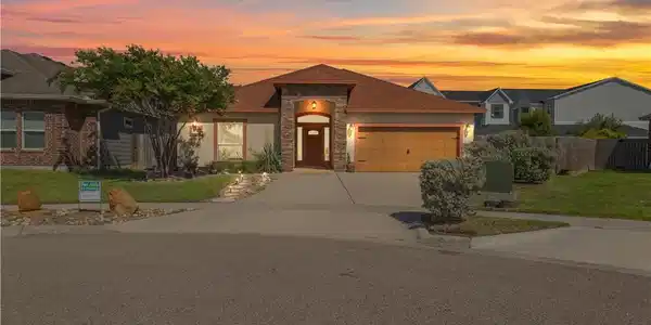 2342 Vaughan Drive