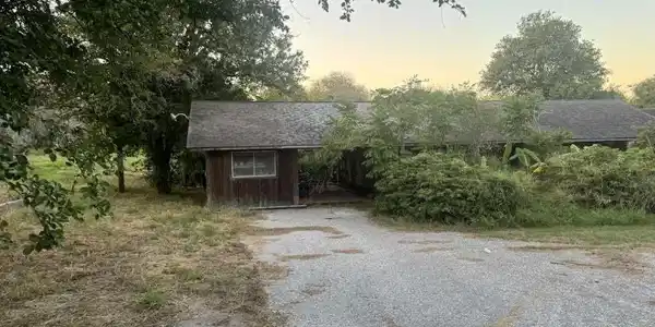 4241 Magee