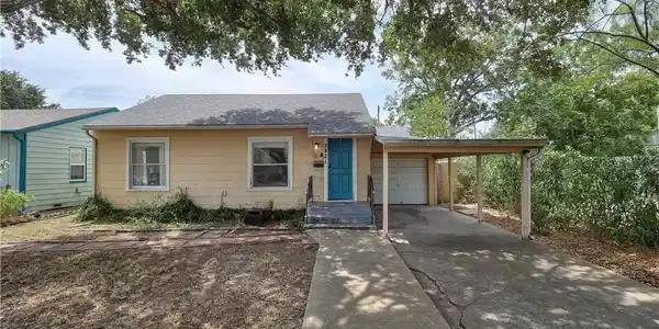 2821 Topeka Street