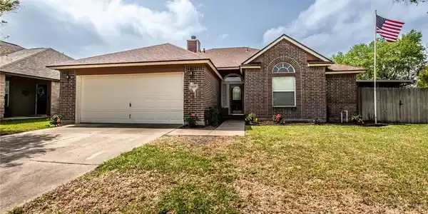 6005 Stetson Circle