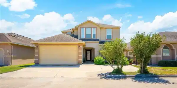 6025 Garden Court