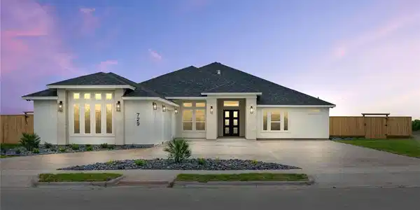 729 PAPA MORI Drive