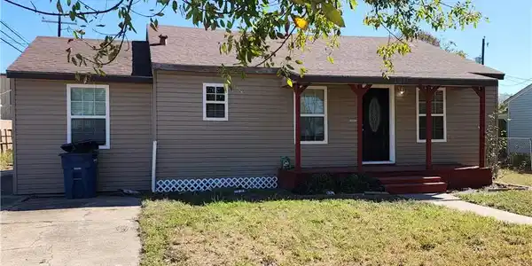 609 Sam Street