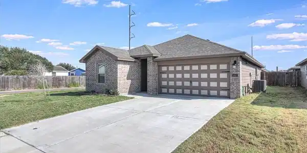 2306 Sky Crest Drive