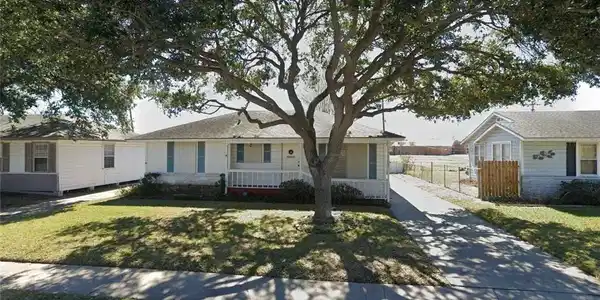 1009 Peerman Place