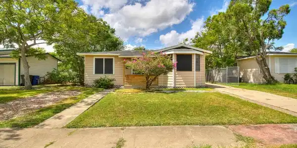 746 Collingswood Drive