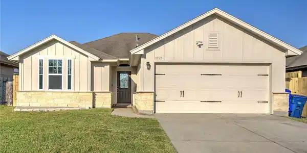 1725 Barlow Trail