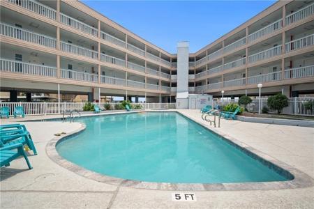 3938 Surfside Boulevard