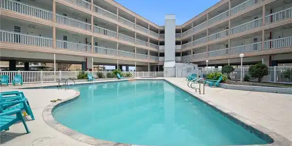 3938 Surfside Boulevard