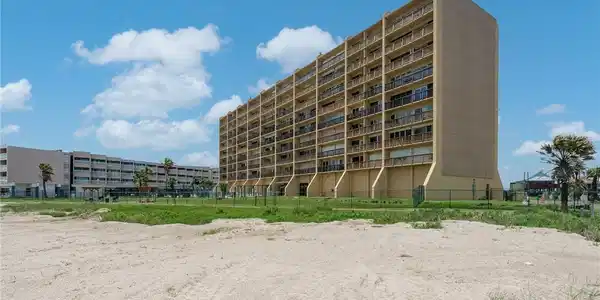4000 Surfside Boulevard