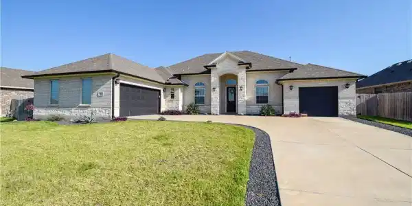 3002 N Oso Parkway