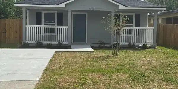 3214 Buddy Lawrence Drive
