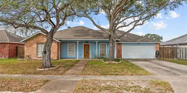 3525 Picadilly Ln