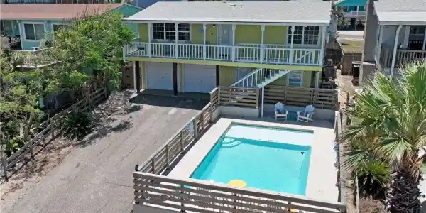 622 N Palimino Drive