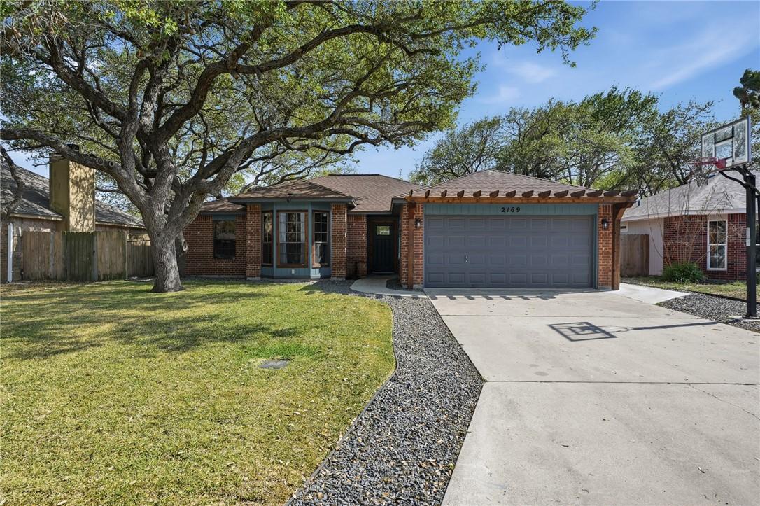 Image 1: 2169 TIMBERLEAF
INGLESIDE TX