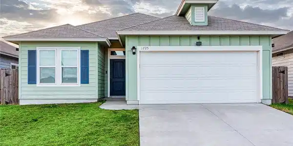 1725 Flagship Drive