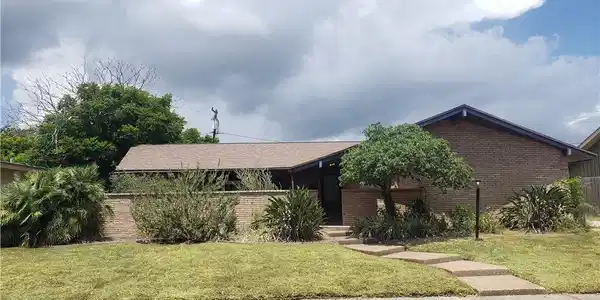 450 Pennington Dr