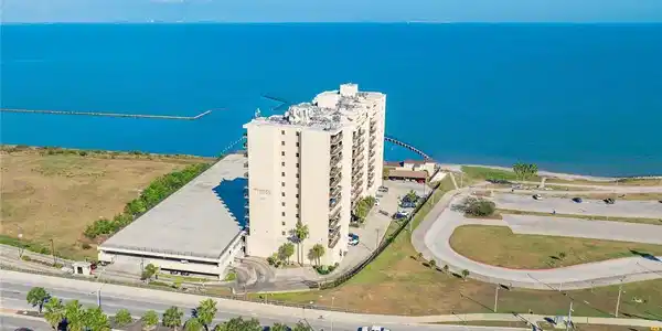 1400 Ocean Drive